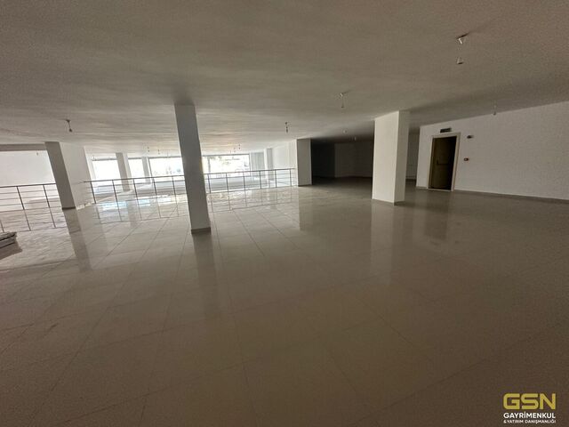 13-GSN GAYRİMENKUL'DEN KİRALIK 4550 m2 İSKANLI PRESTİJLİ PLAZA